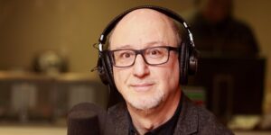 François Brousseau, analyste aux affaires internationales pour Radio-Canada chroniqueur hebdomadaire au quotidien Le DevoirPHOTO : Radio-Canada / Laurent Boursier